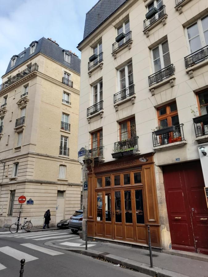 Cosy 2 Pieces Typiquement Parisien A Notre-Dame Apartman Kültér fotó